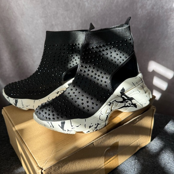 NEW Platform Ankle Stud Sock Black & White Booties-36 - Picture 2 of 14